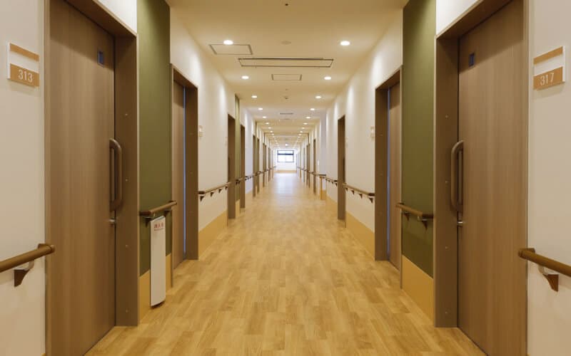 PDハウス岸部の廊下