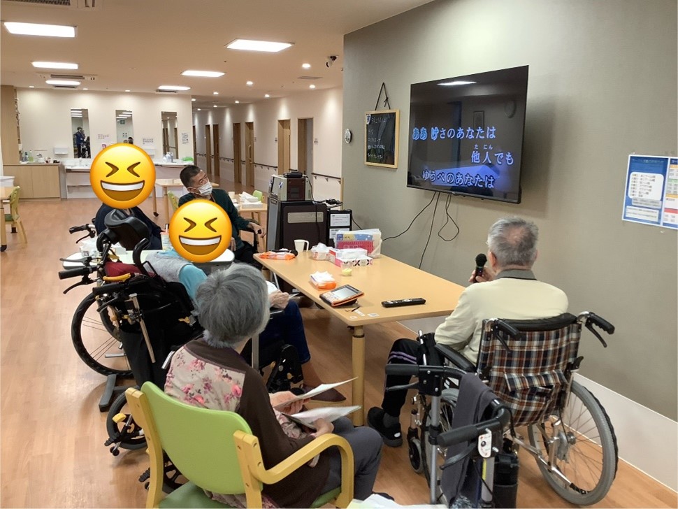 【カラオケサークル】