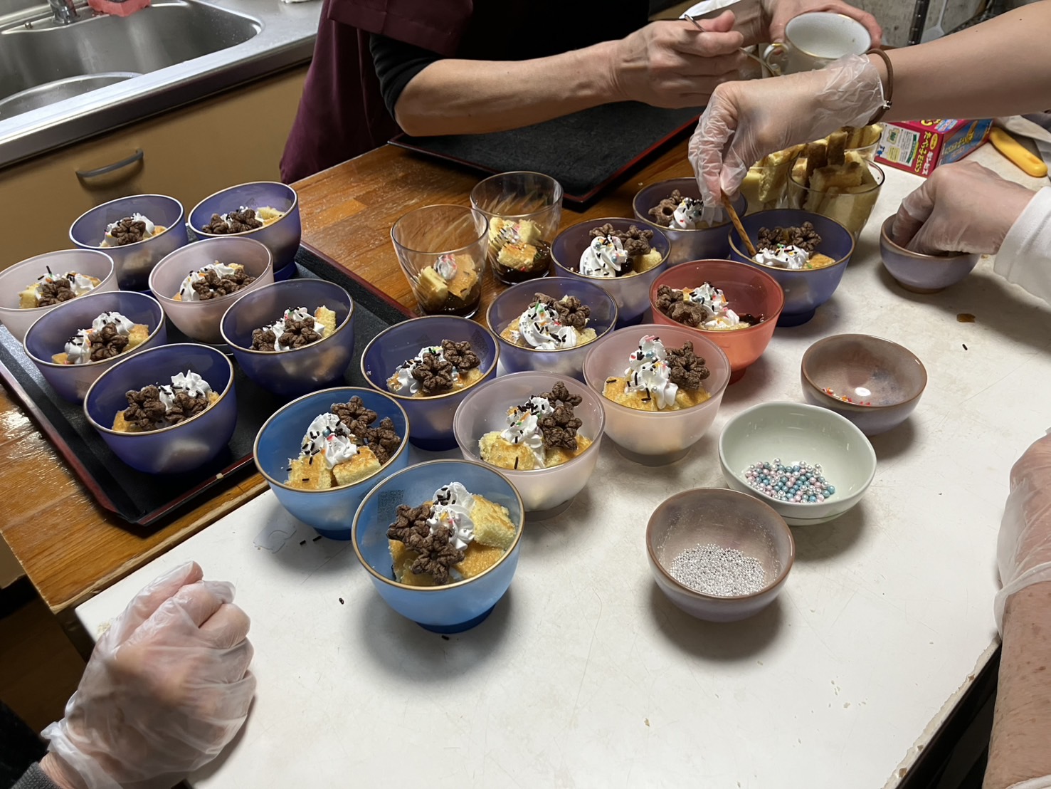 愛情盛り盛り♡バレンタインパフェ作り