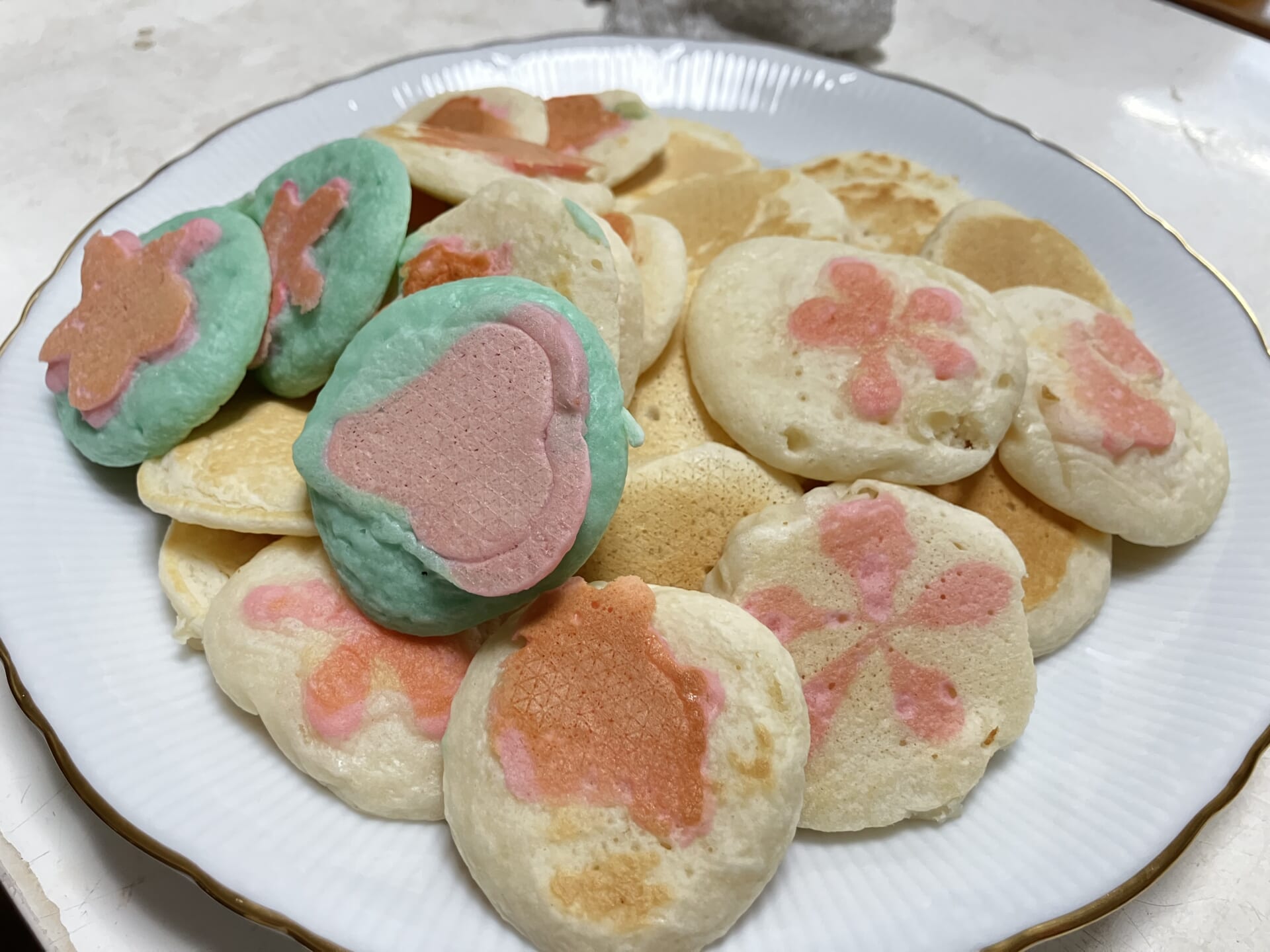 懐かしの春の味🌸ひな祭り三色ケーキ🌸