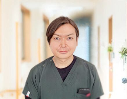 施設長 堀田 康文