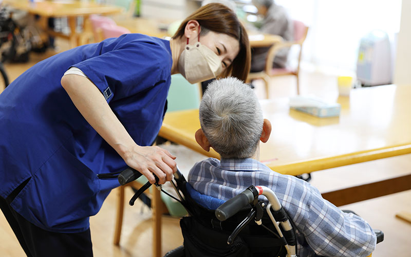 365日の<br />
細かな介護ケア