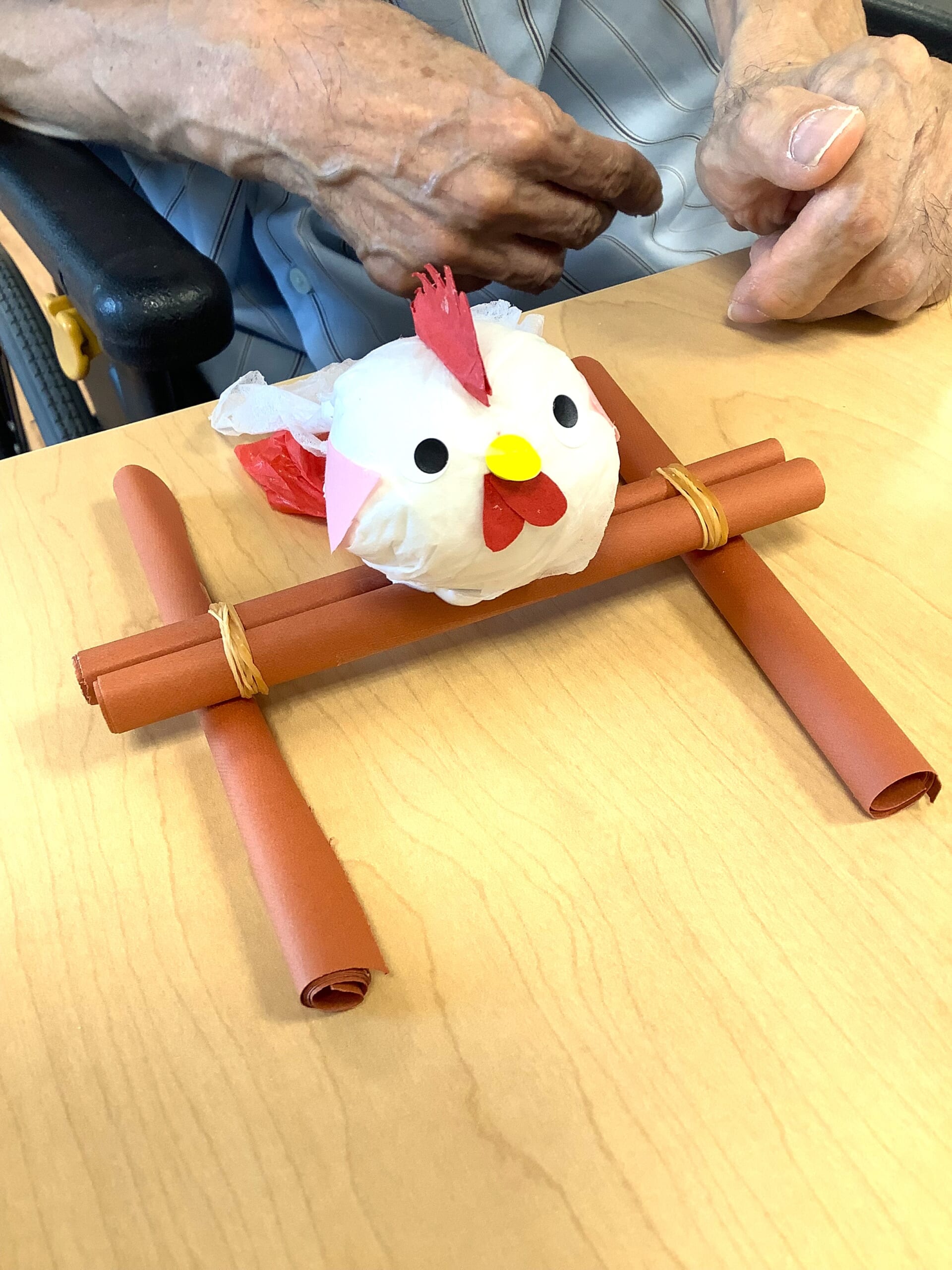 【PDハウス門真】工作レクで小鳥を作りました♪