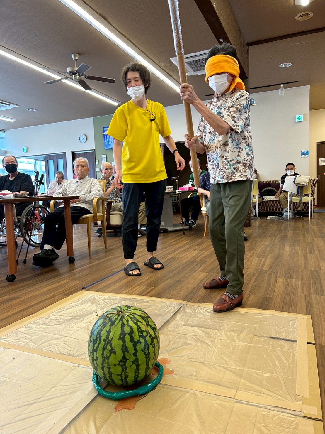 【太陽のリゾート野々市】みんなでスイカ割り🍉‼️