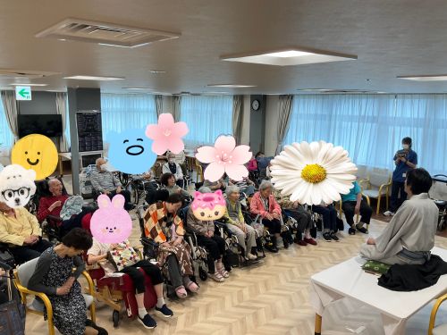 笑顔あふれる落語会 ～桂あおばさんをお迎えしました～
