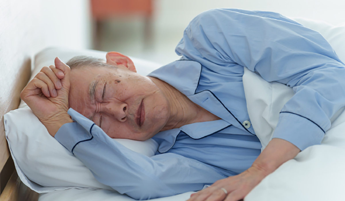 パーキンソン病の睡眠障害とは？種類・原因・対策を解説｜坪井義夫医師の「パーキンソン病ノート」